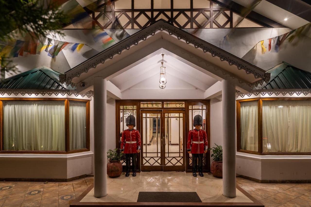 Summit Lillium Hotel & Spa กาลิมปง ภายนอก รูปภาพ