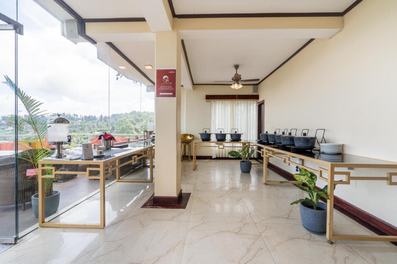Summit Lillium Hotel & Spa กาลิมปง ภายนอก รูปภาพ