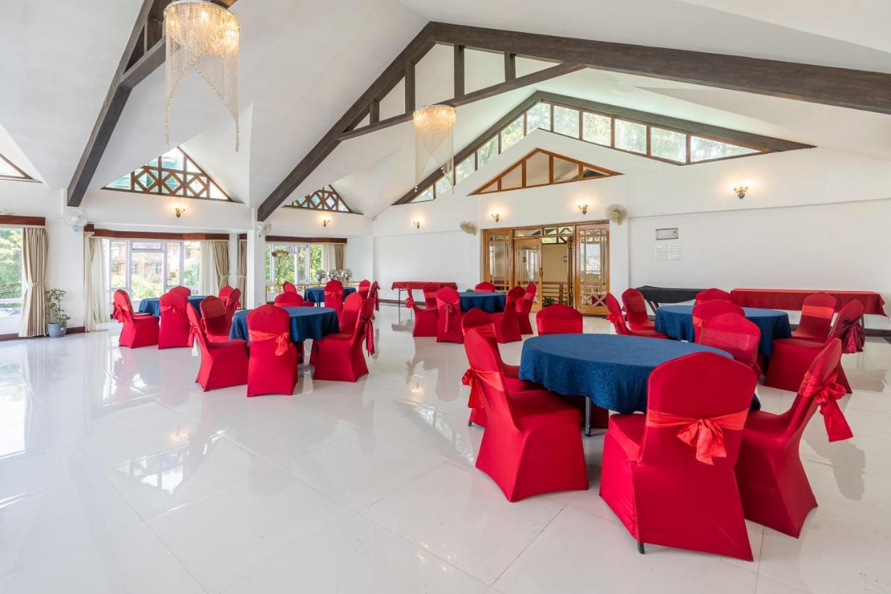 Summit Lillium Hotel & Spa กาลิมปง ภายนอก รูปภาพ
