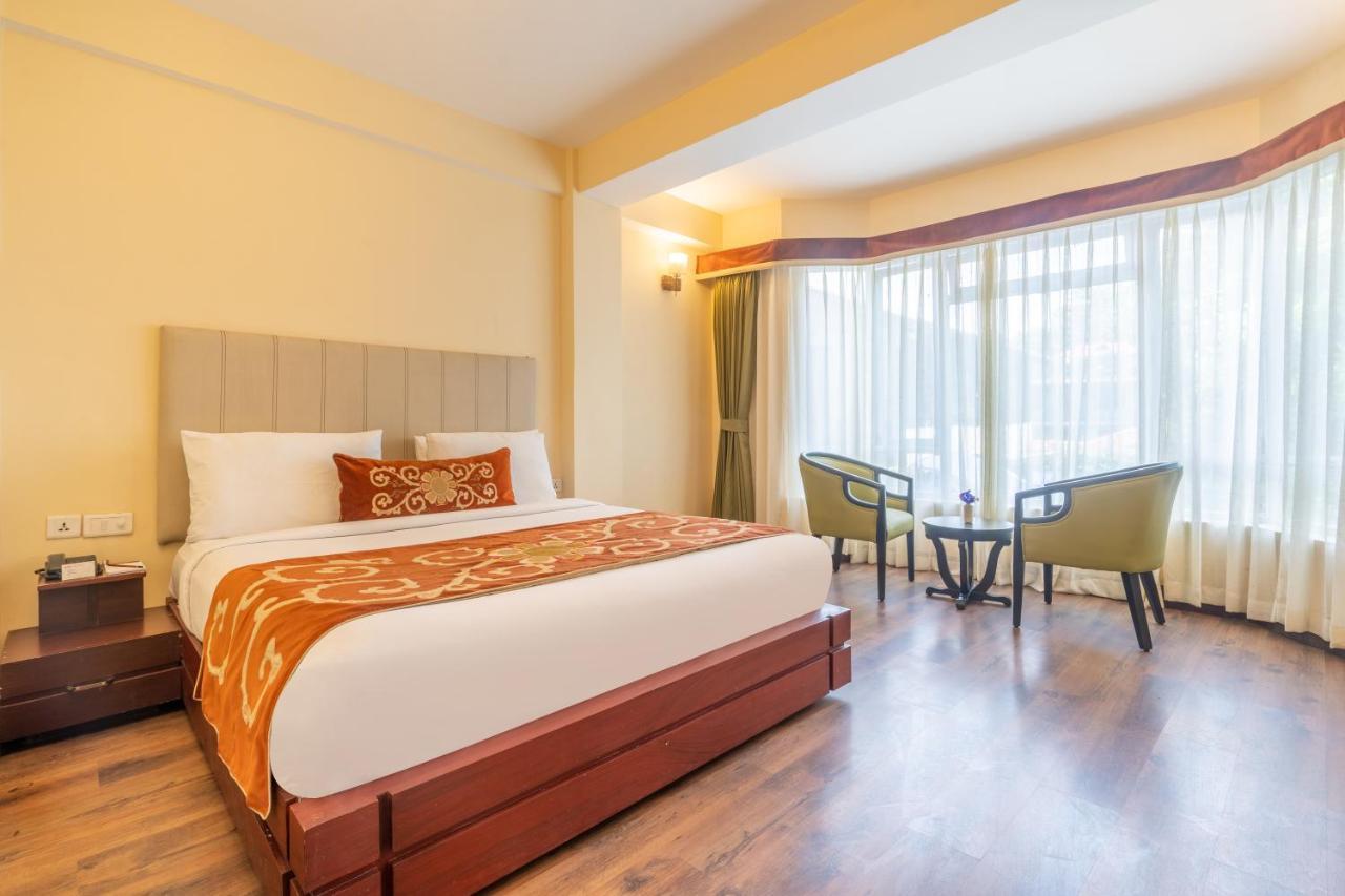 Summit Lillium Hotel & Spa กาลิมปง ภายนอก รูปภาพ